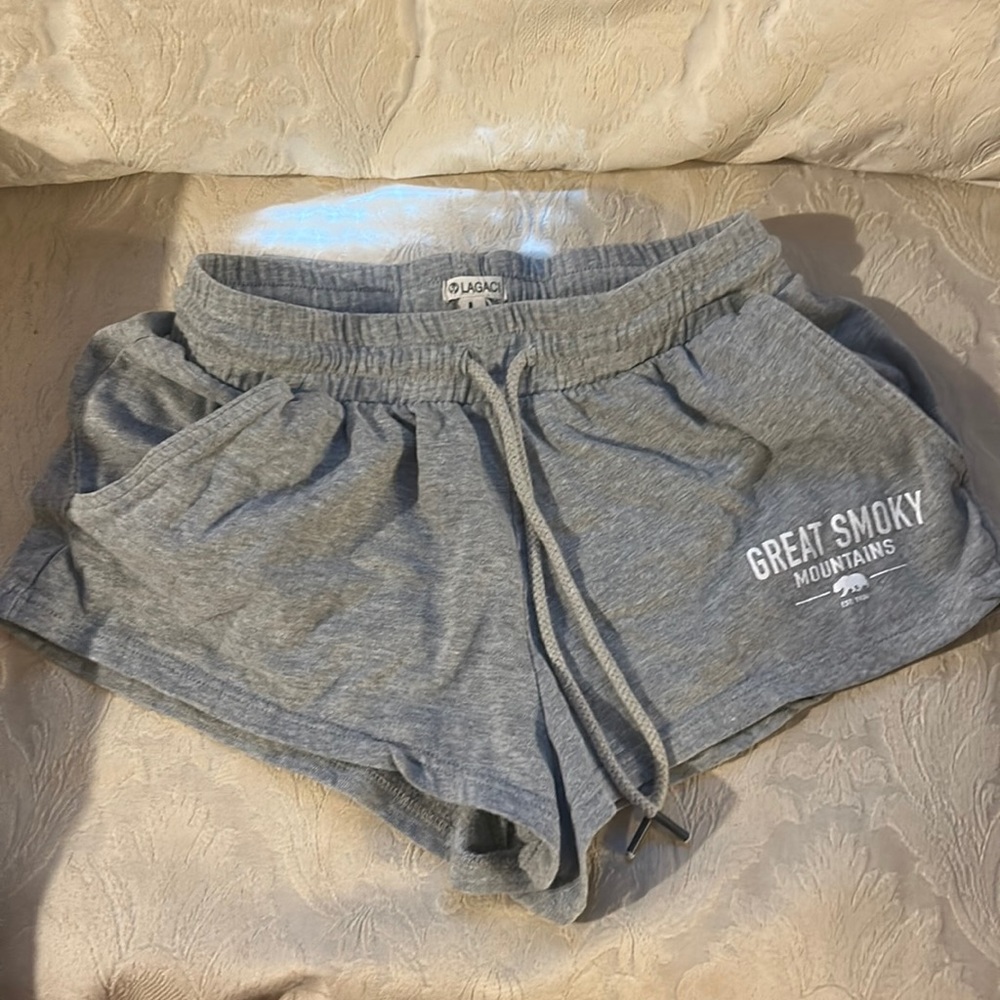 Grey shorts